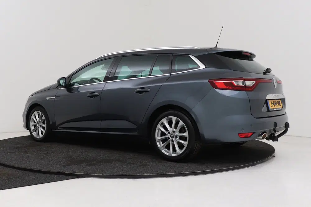 Renault Megane Mégane Estate 1.3 TCe Limited uit 2019, foto 6