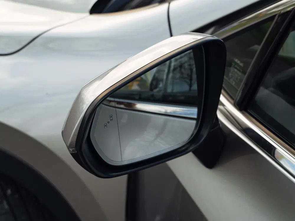 Lexus NX 350h AWD Launch Edition uit 2023, foto 8