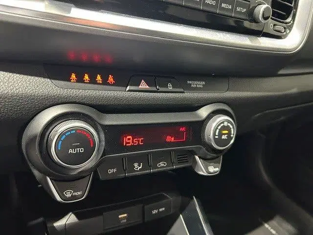 Kia Stonic 1.0 T-GDi MHEV 100pk DynamicPlusLine Trekh uit 2023, foto 13