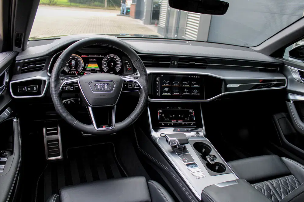Audi A6 55 TFSI e quattro Competition uit 2023, foto 13