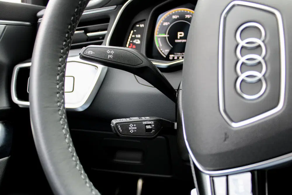 Audi A6 55 TFSI e quattro Competition uit 2023, foto 15