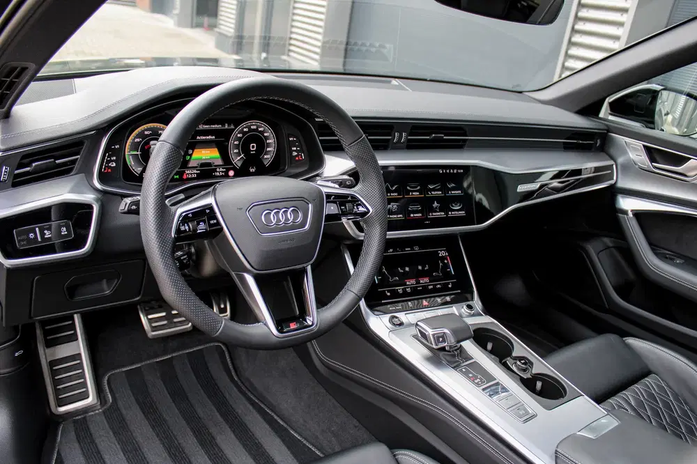 Audi A6 55 TFSI e quattro Competition uit 2023, foto 3