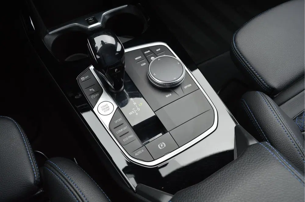 BMW 1-serie 118i Business Edition uit 2021, foto 14