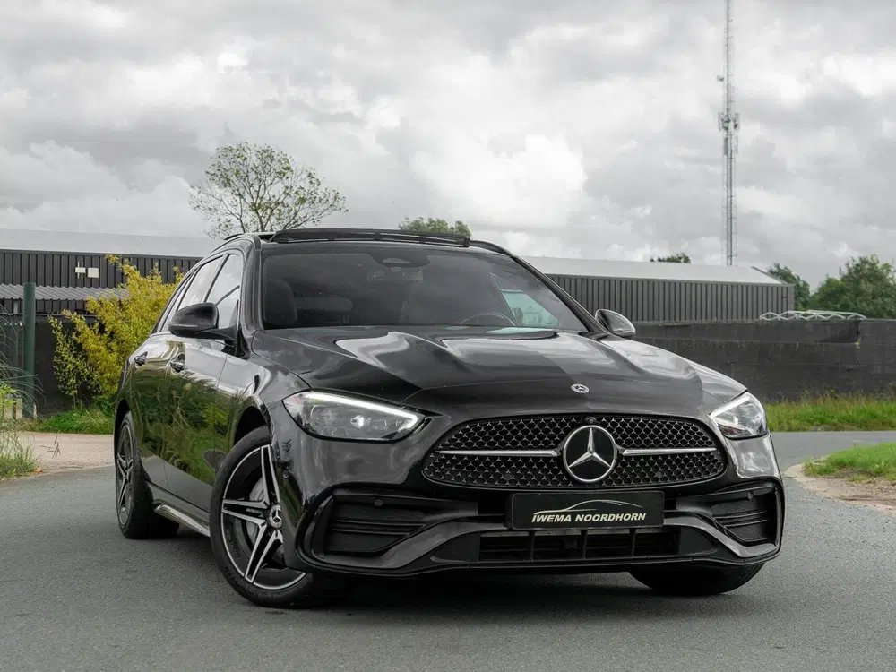 Mercedes-Benz C-Klasse Mercedes C-klasse Estate 300 e AMG uit 2022, foto 7