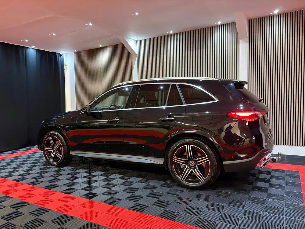 Mercedes-Benz GLC 300e 4MATIC AMG Line Pano 360Camera uit 2023, foto 14