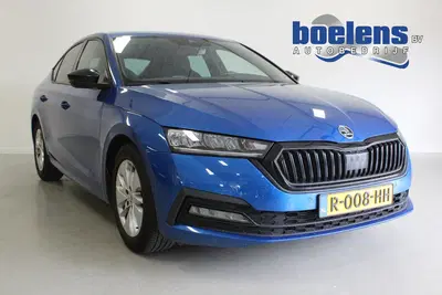 Skoda Octavia 1.0 TSI Sport Business uit 2022