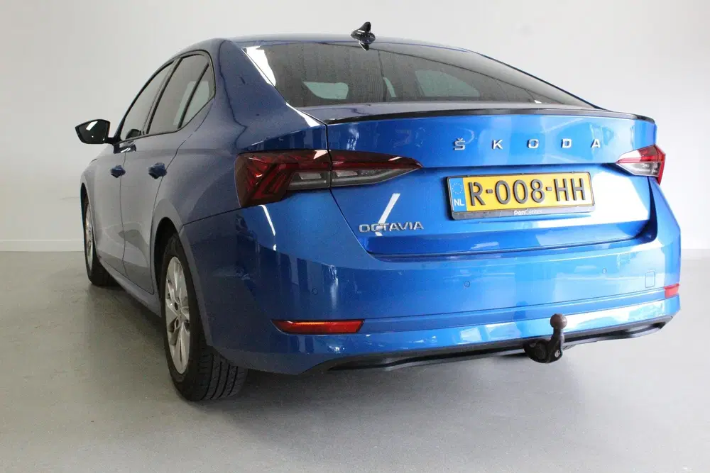 Skoda Octavia 1.0 TSI Sport Business uit 2022, foto 5
