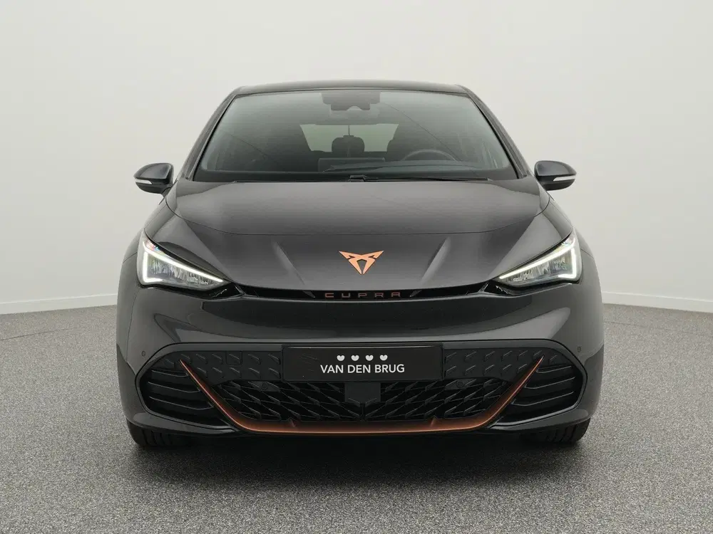 Cupra Born Essential 62 kWh uit 2024, foto 5
