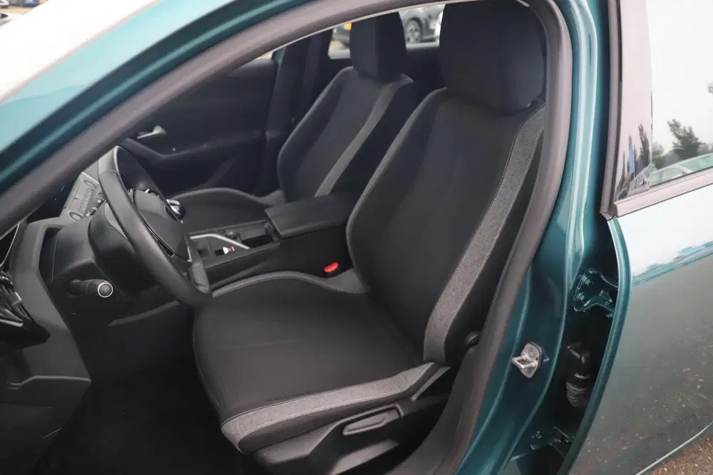 Peugeot 308 1.2 PureTech Active Pack Business 131PK Na uit 2024, foto 6