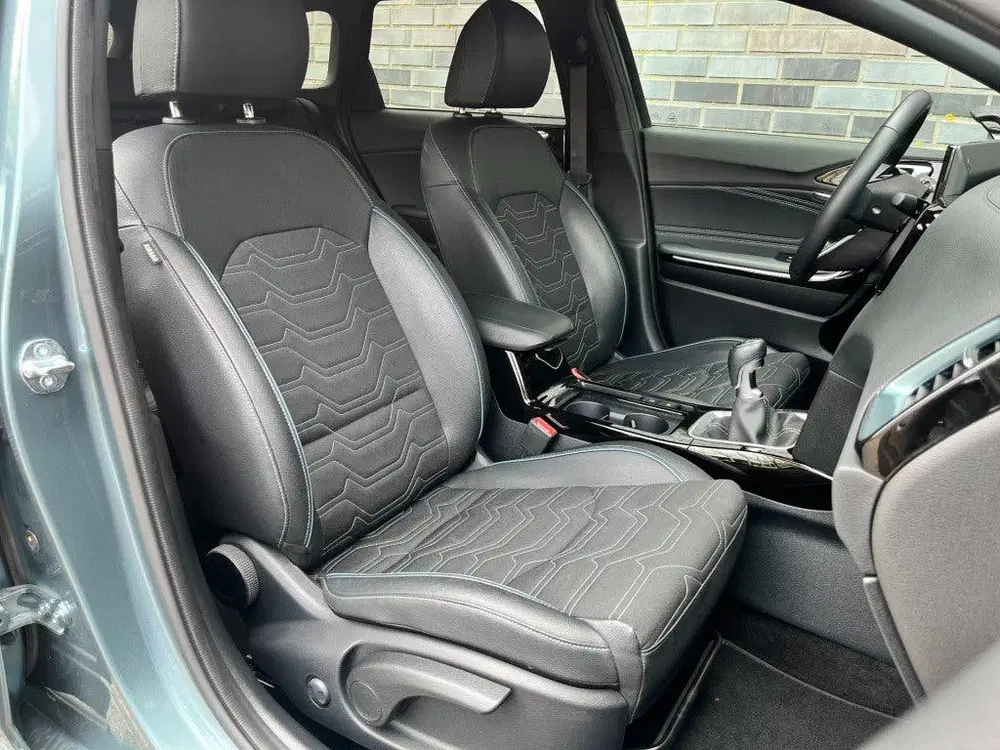 Kia Ceed 1.0 T-GDI DESIGN EDT uit 2025, foto 11