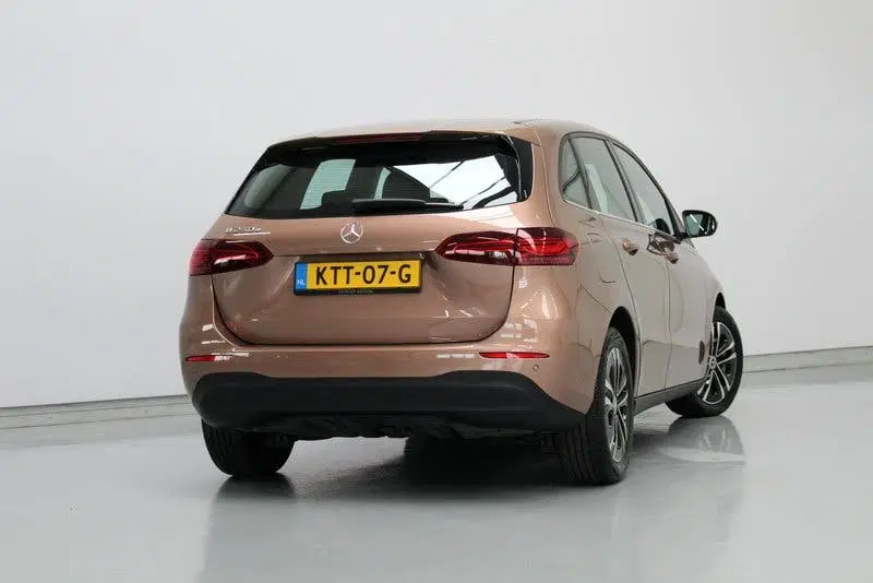 Mercedes-Benz B-Klasse 250 e Business Line uit 2023, foto 9