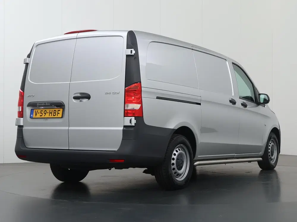 Mercedes-Benz Vito 114 CDI uit 2024, foto 2