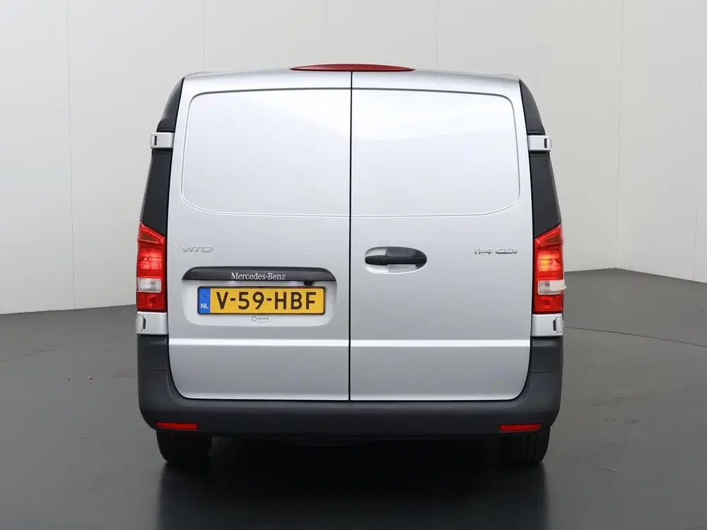 Mercedes-Benz Vito 114 CDI uit 2024, foto 4