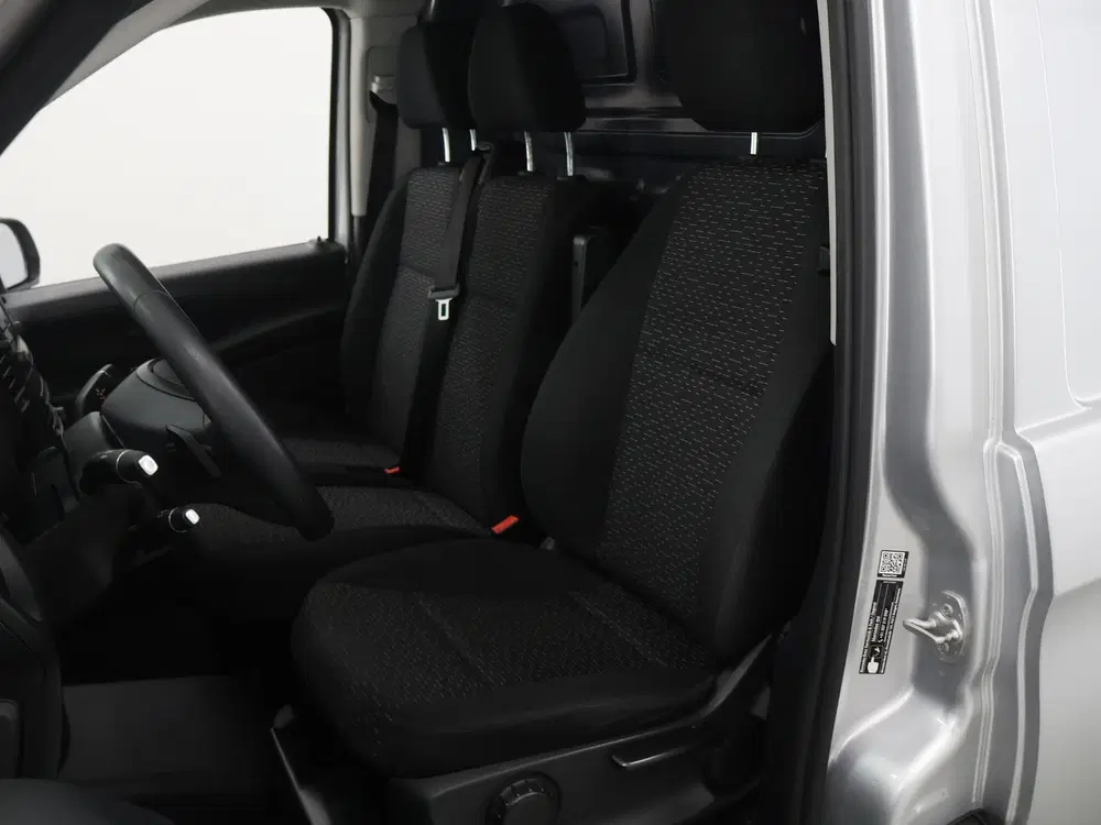 Mercedes-Benz Vito 114 CDI uit 2024, foto 8