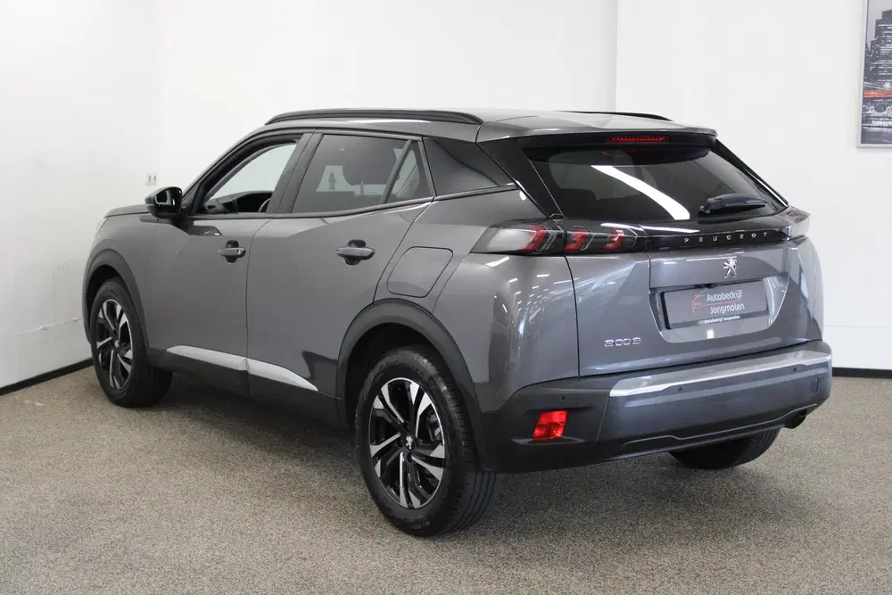Peugeot 2008 1.2 PureTech Allure Adaptive cruise uit 2022, foto 8