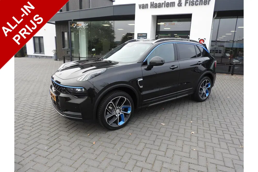 Lynk & Co 01 1.5 PHEV Panoramadak uit 2023