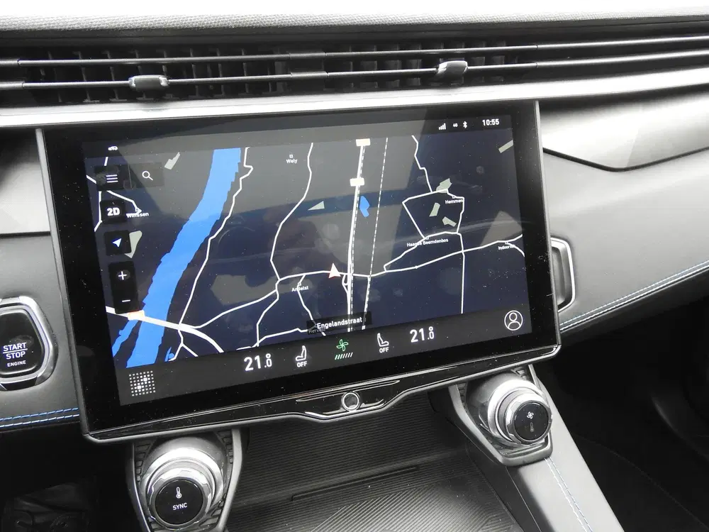 Lynk & Co 01 1.5 PHEV Panoramadak uit 2023, foto 12