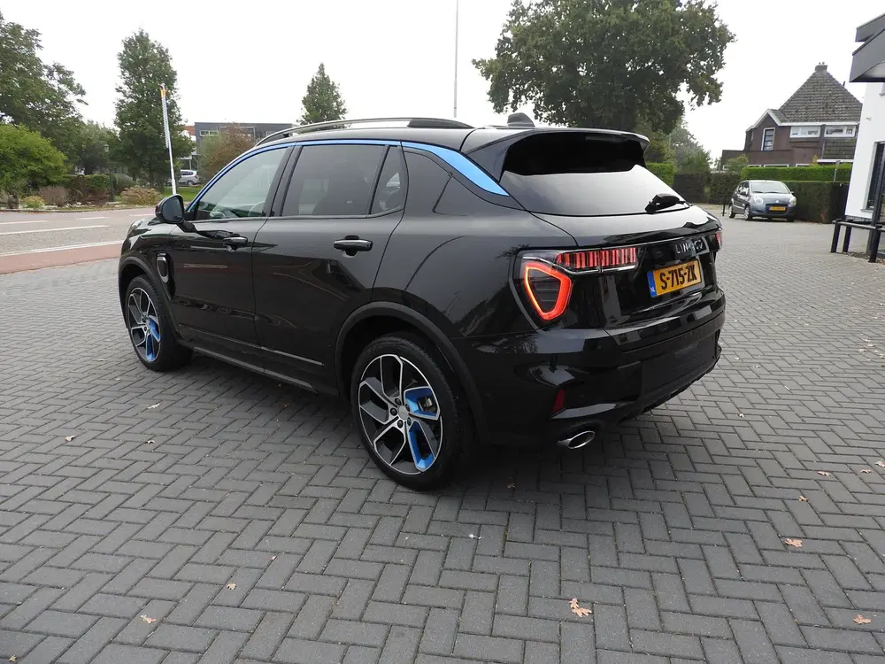 Lynk & Co 01 1.5 PHEV Panoramadak uit 2023, foto 5