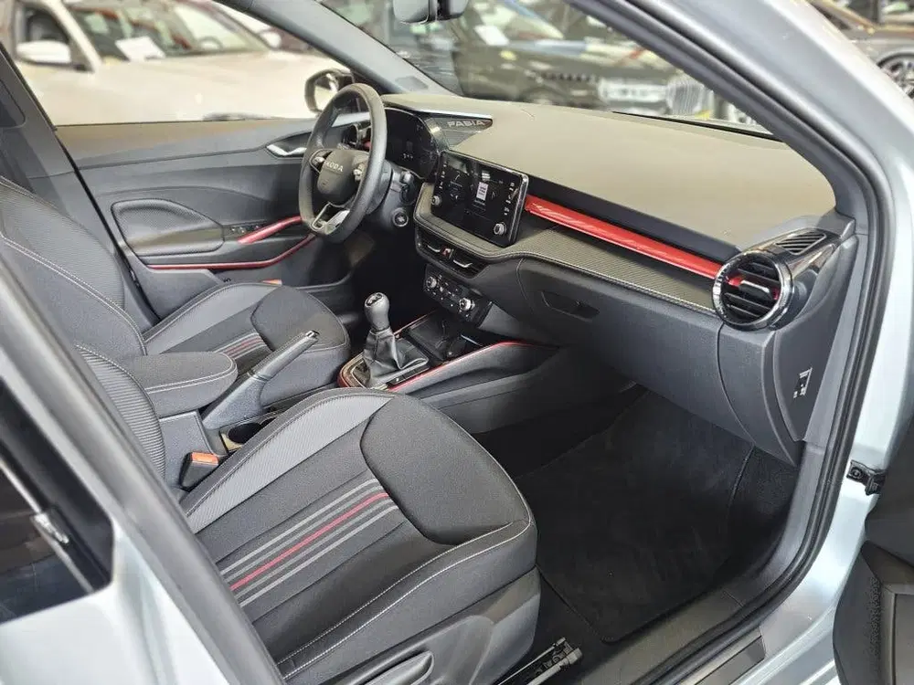 Skoda Fabia 1.0 TSI Monte Carlo uit 2025, foto 11