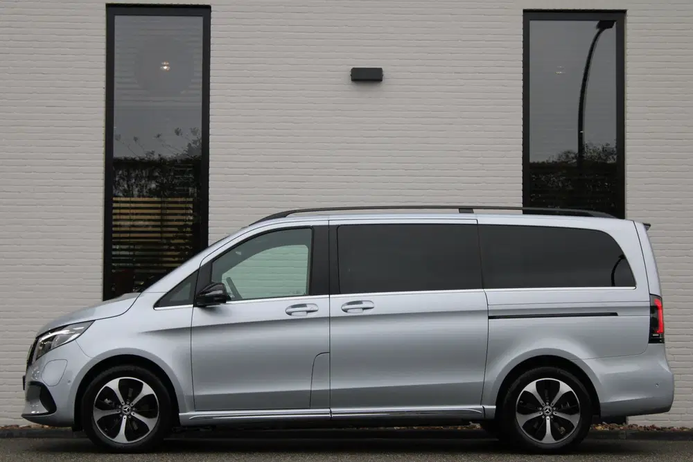 Mercedes-Benz EQV 300 L2 uit 2024, foto 6