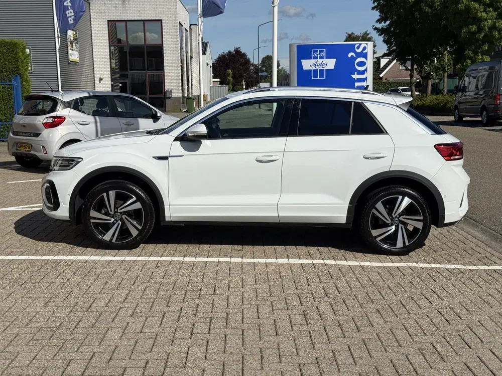 Volkswagen T-Roc 1.5 TSI 150PK Automaat R-Line Edition l AC uit 2025, foto 11