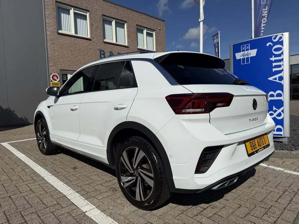 Volkswagen T-Roc 1.5 TSI 150PK Automaat R-Line Edition l AC uit 2025, foto 2