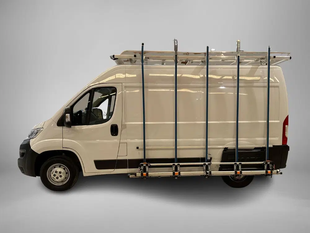 Citroën Jumper Citroen Jumper 2.2 BlueHDi 140 L2H2 3.3t uit 2023, foto 2