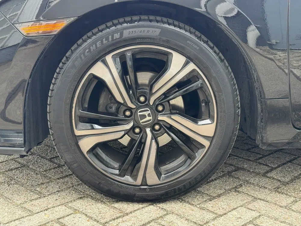 Honda Civic 1.0 i-VTEC 126pk 5D Executive uit 2019, foto 11