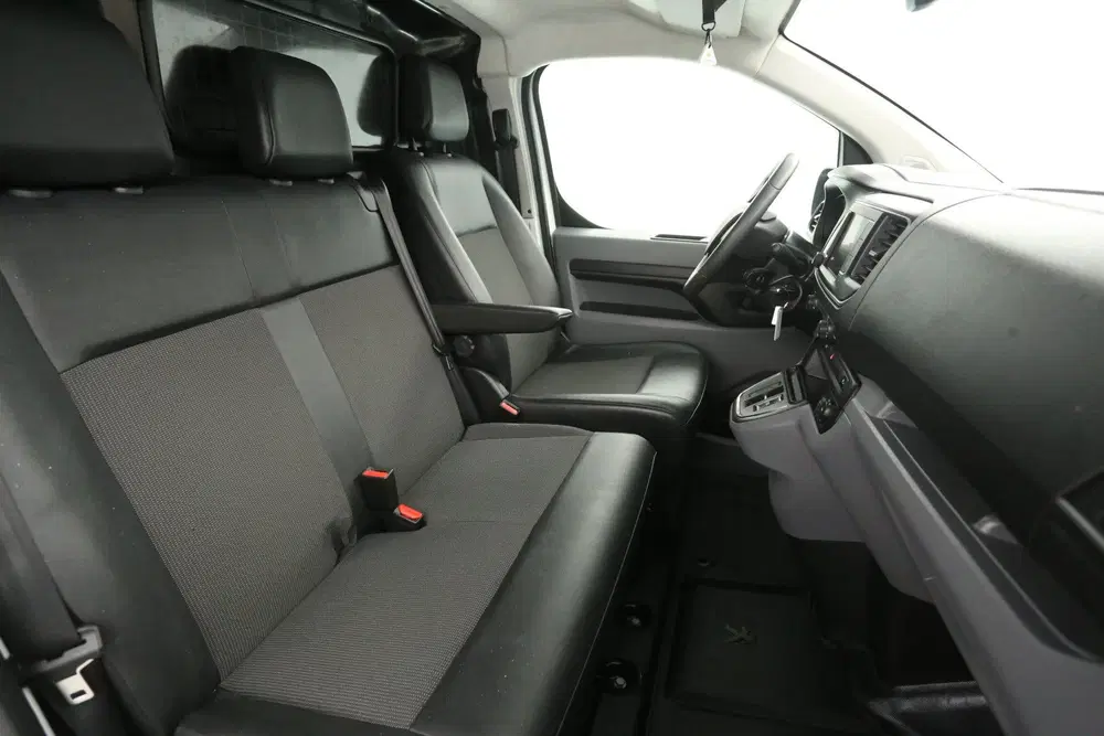 Peugeot Expert Elektrisch 75 kWh L2H1 uit 2022, foto 12