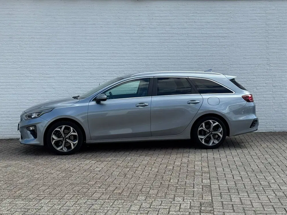 Kia Ceed 1.4 T-GDi DynamicLine Dealeronderhouden uit 2019, foto 14