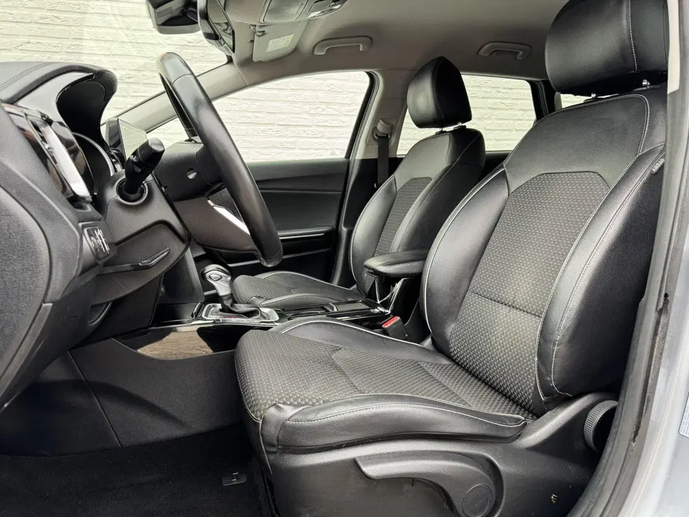 Kia Ceed 1.4 T-GDi DynamicLine Dealeronderhouden uit 2019, foto 3
