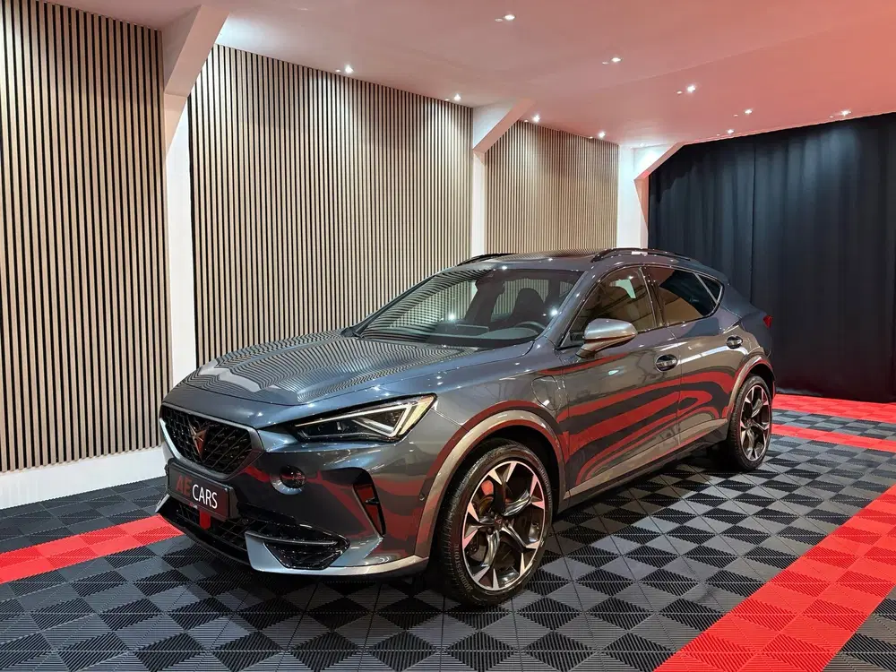 Cupra Formentor 1.4 e-Hybrid VZ Copper Edition Pano Button uit 2023, foto 11