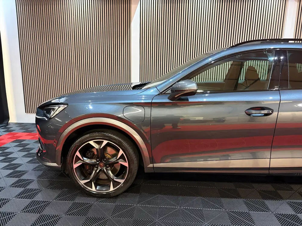 Cupra Formentor 1.4 e-Hybrid VZ Copper Edition Pano Button uit 2023, foto 13
