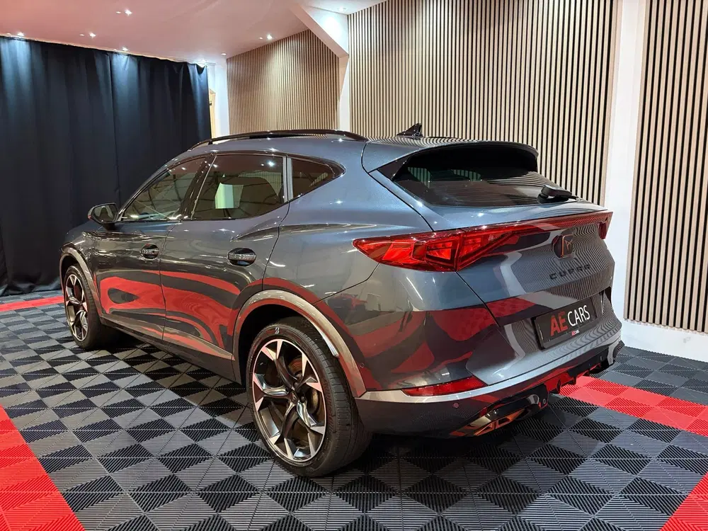 Cupra Formentor 1.4 e-Hybrid VZ Copper Edition Pano Button uit 2023, foto 15