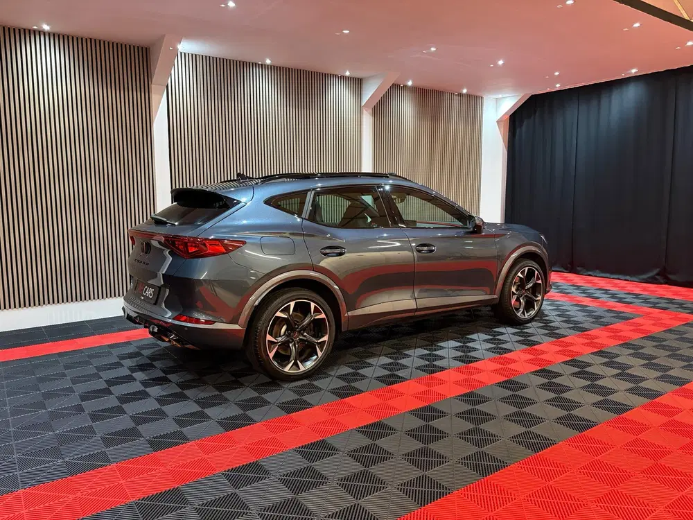 Cupra Formentor 1.4 e-Hybrid VZ Copper Edition Pano Button uit 2023, foto 6