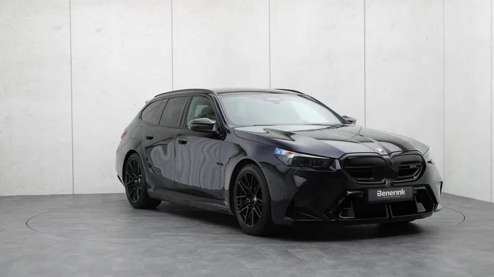BMW M5 Touring uit 2025, foto 5