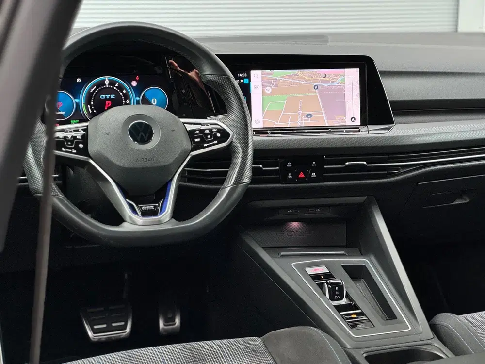 Volkswagen Golf 1.4 eHybrid GTE Pano uit 2020, foto 13