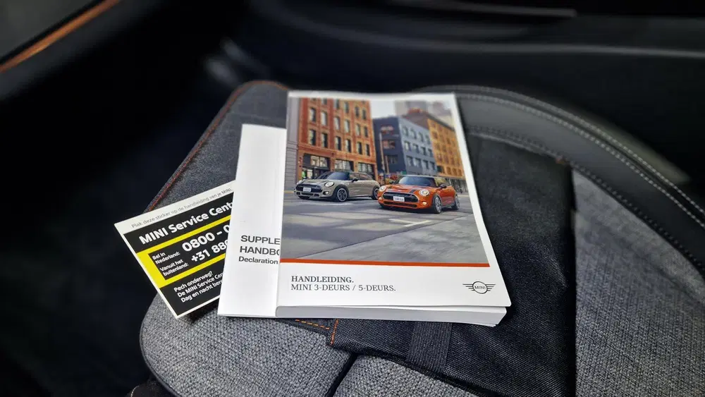Mini Cooper 1.5 Cooper Chili uit 2020, foto 14