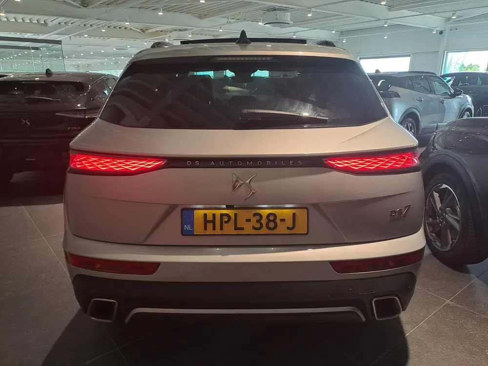 DS Automobiles DS 7 DS 7 1.6 PHEV 300 4x4 Etoile uit 2025, foto 6