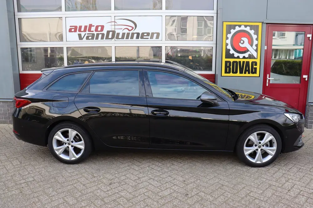 SEAT Leon 1.5 eTSI FR Business Intense O.a: Pdc uit 2021, foto 2