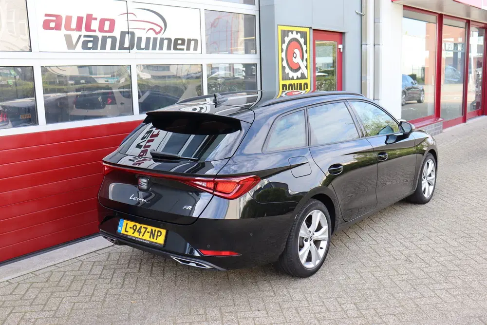 SEAT Leon 1.5 eTSI FR Business Intense O.a: Pdc uit 2021, foto 4
