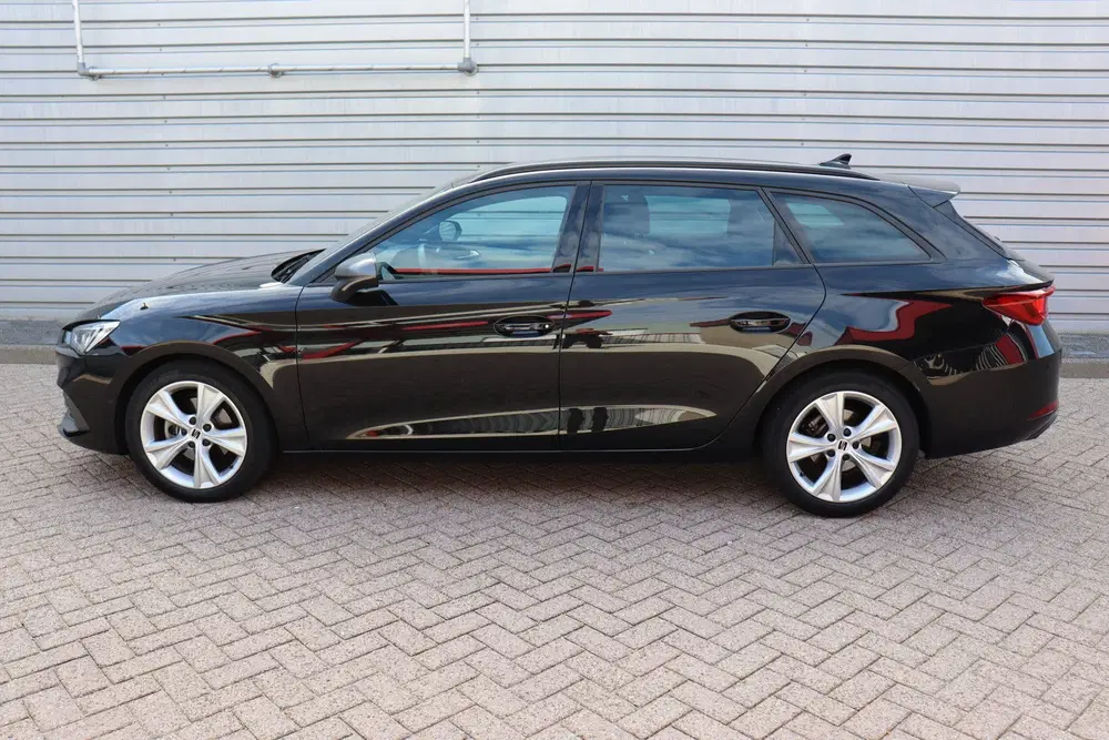 SEAT Leon 1.5 eTSI FR Business Intense O.a: Pdc uit 2021, foto 9
