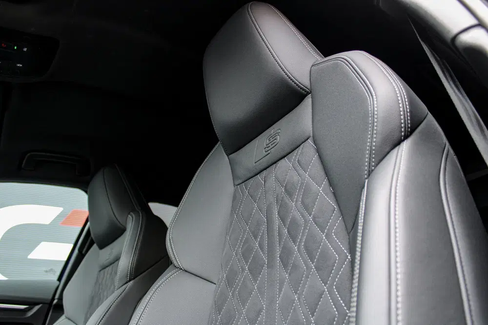 Audi A3 45 TFSI e S edition Competition uit 2022, foto 5