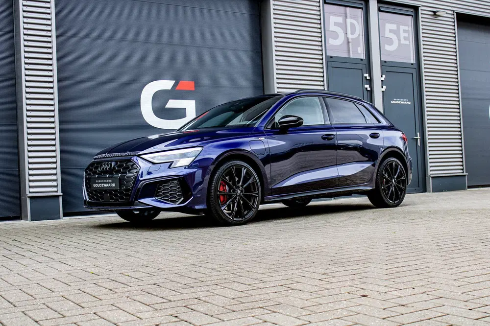 Audi A3 45 TFSI e S edition Competition uit 2022, foto 7