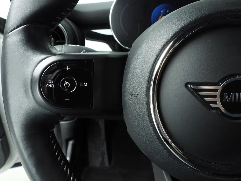 Mini Cooper Cooper Camden Go Edition uit 2022, foto 13