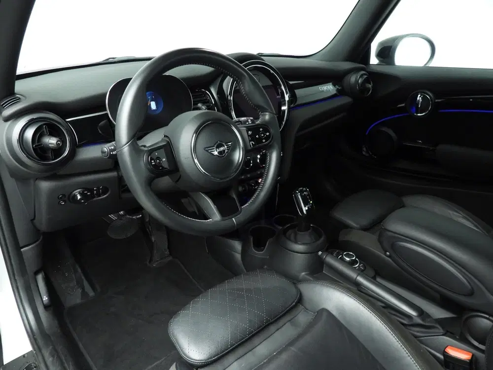 Mini Cooper Cooper Camden Go Edition uit 2022, foto 6