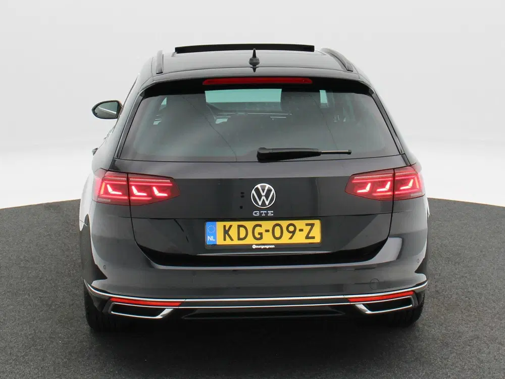 Volkswagen Passat 1.4 TSi 218 Pk PHEV GTE Business uit 2022, foto 8