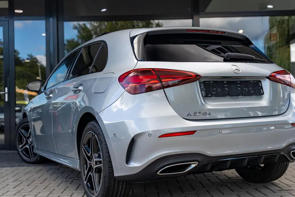 Mercedes-Benz A-Klasse 250e Business Solution AMG uit 2025, foto 13