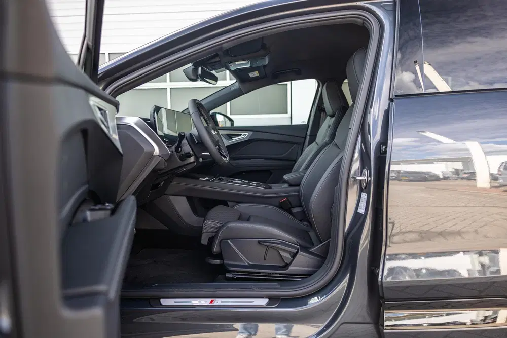 Audi Q4 e-tron 286pk S edition performance 82 kWh uit 2026, foto 14