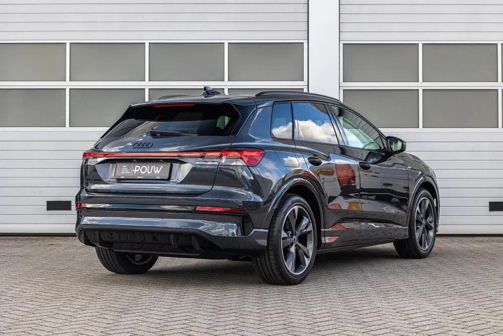 Audi Q4 e-tron 286pk S edition performance 82 kWh uit 2026, foto 2